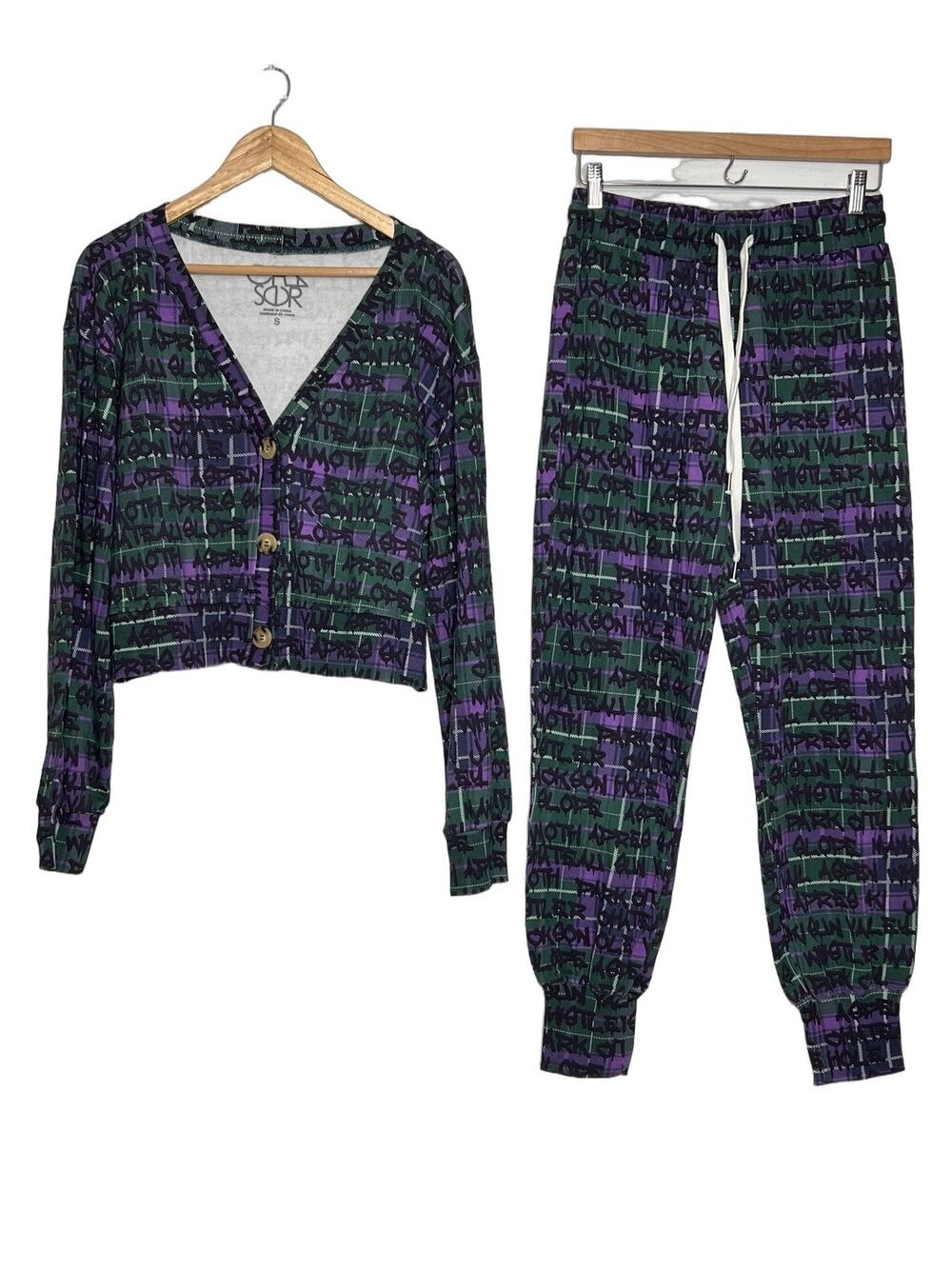 Chaser Matching Set Small Graffiti Plaid Cardigan Jogger Pants Lounge Ski